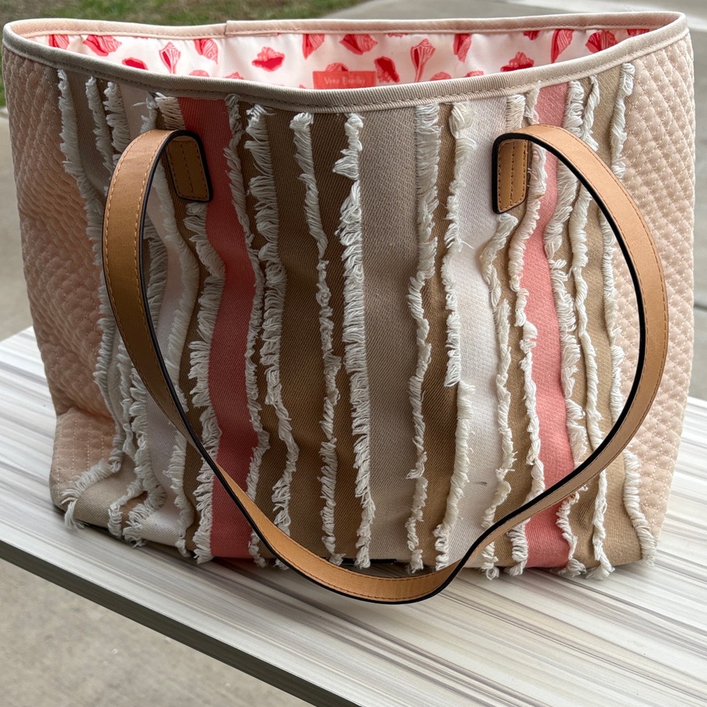 Vera Bradley Beach bag with hidden bottom!!